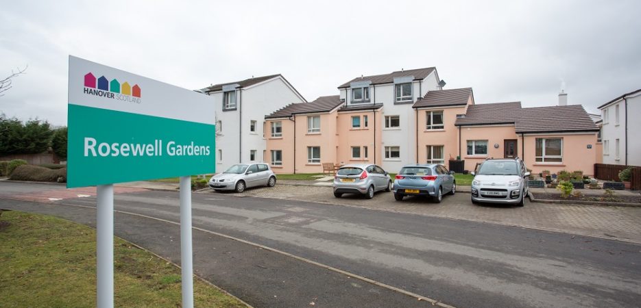 009_10 - Exterior Shot of Rosewell Gardens Aberdeen