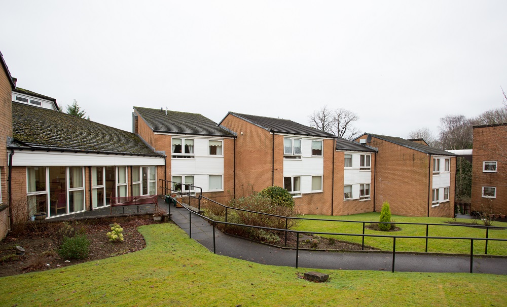 Glen Gardens, Elderslie Hanover Scotland