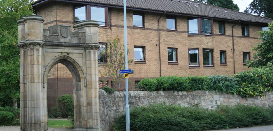 Barnton Avenue West, Edinburgh