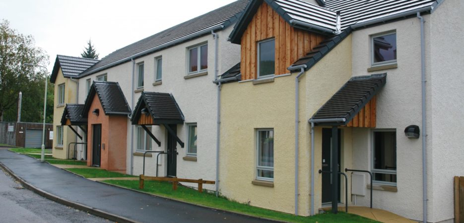 Nevis Mews, Corpach