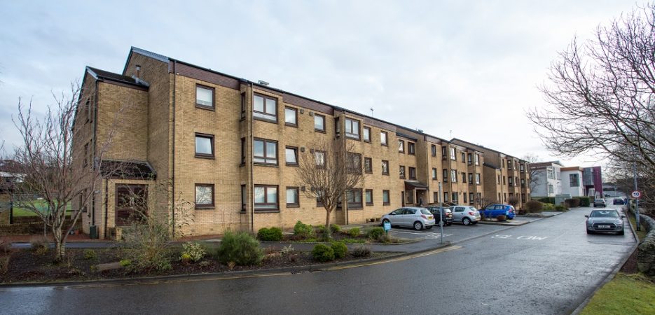 057_002 Exterior Shot of Cleddens Court Bishopbriggs Hanover Development